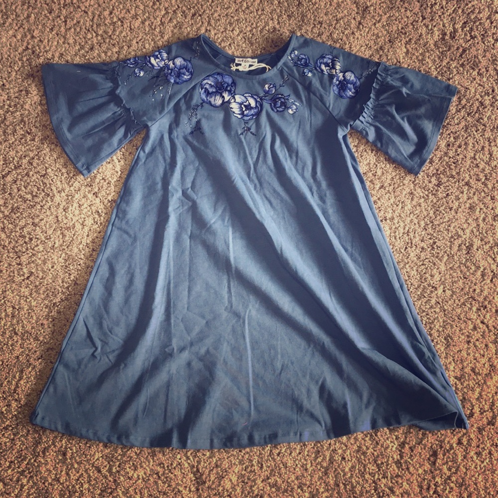 Cute blue dress size 10 Art and Eden